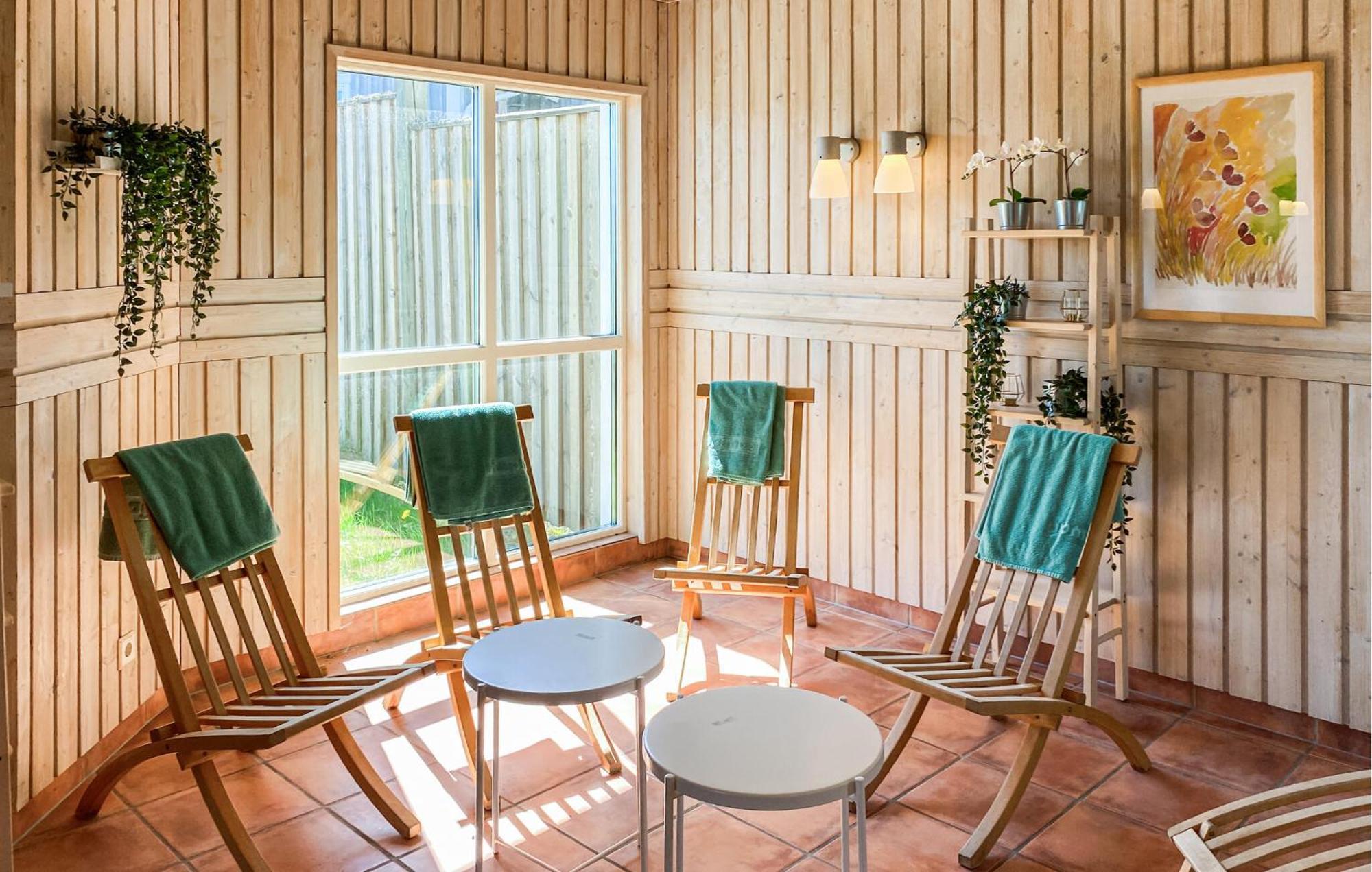 Lovely Home In Hok With Wifi Ngoại thất bức ảnh